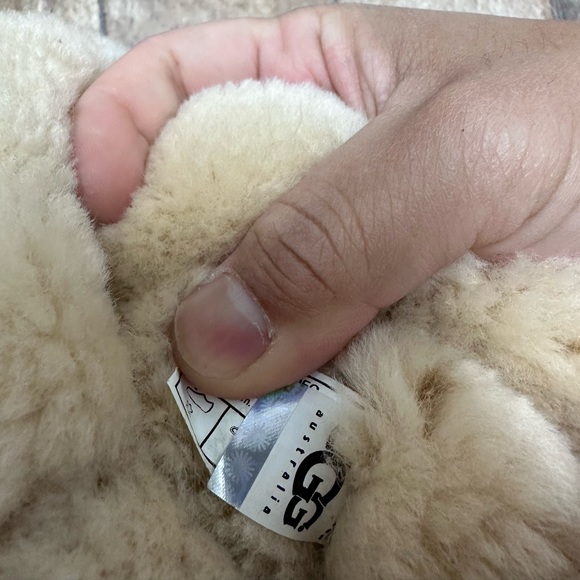 Ugg Bailey Button Triplet II Boot sz 8 - Picture 7 of 10